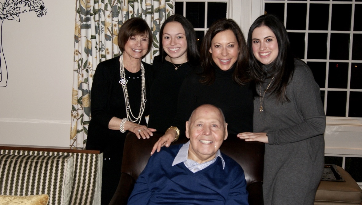 (From left) Marcia Applebaum, Molly Applebaum-Wyett, Pamela Applebum, Rebecca Applebaum-Wyett, Eugene Applebaum